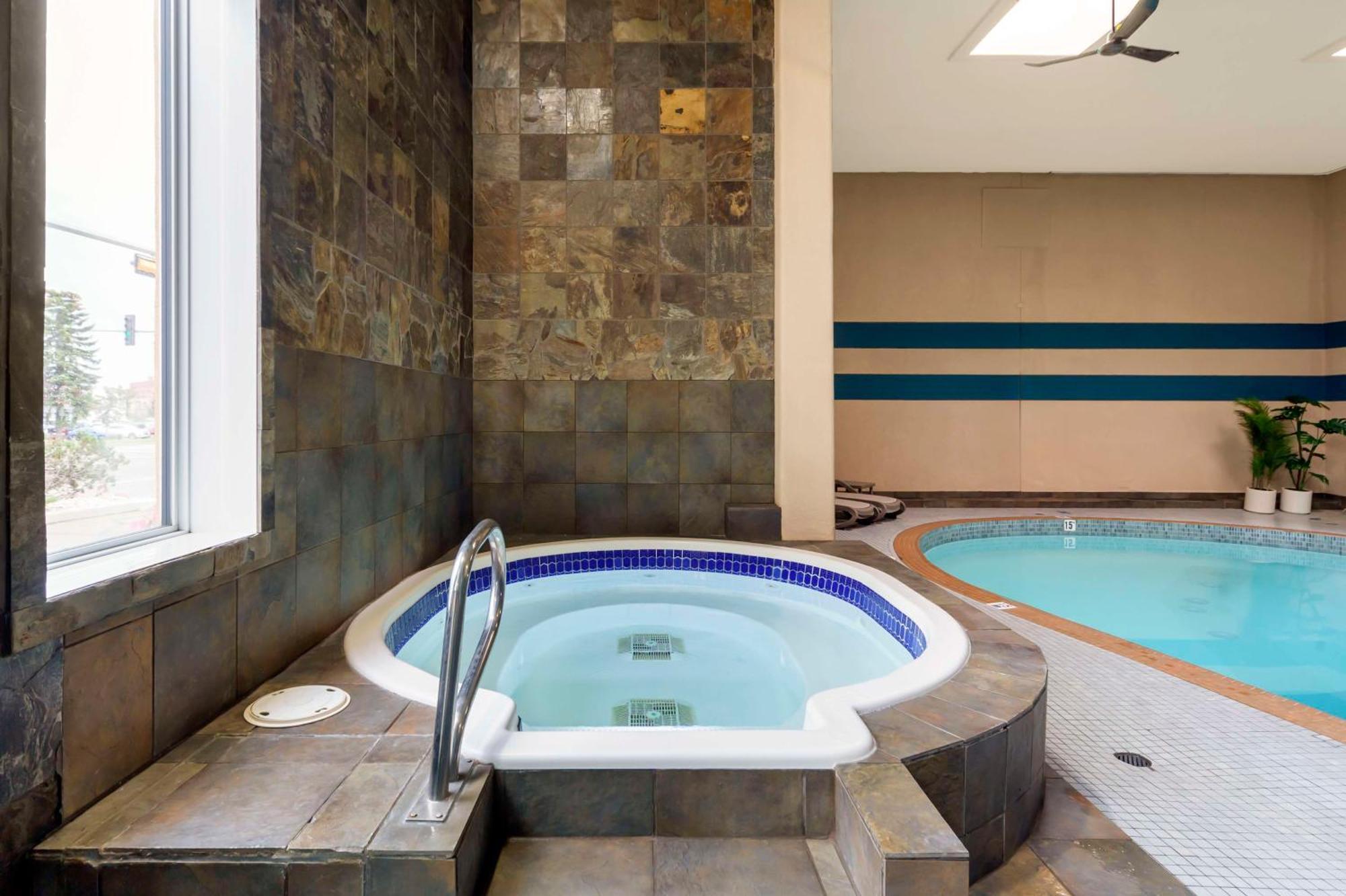 Best Western Plus City Centre Inn Edmonton Zewnętrze zdjęcie