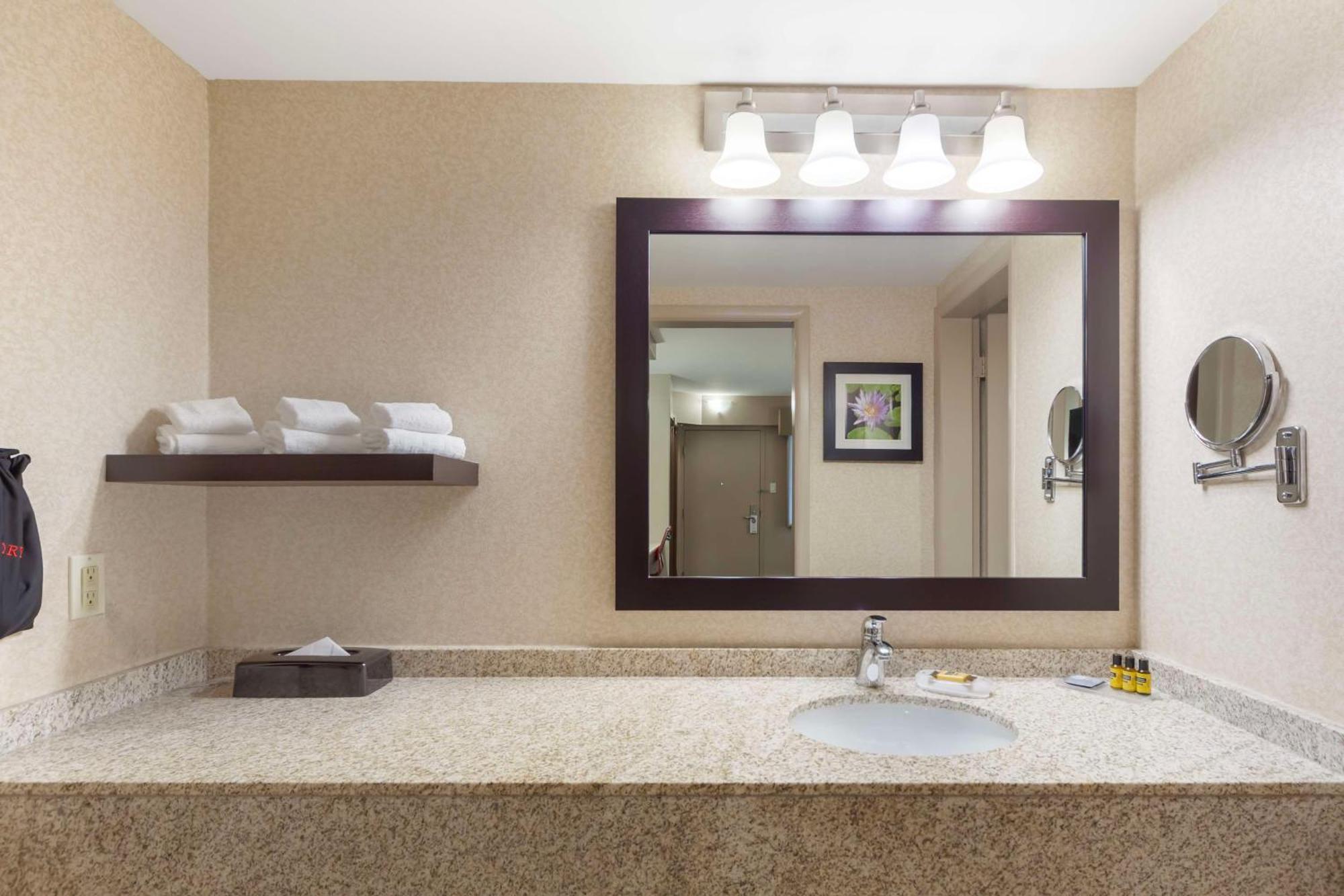 Best Western Plus City Centre Inn Edmonton Zewnętrze zdjęcie